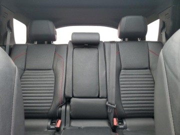 Land Rover Discovery Sport 2020 Land Rover Discovery Sport SE R-Dynamic 2020 2.0L 2.0 Benzyna 246KM, zdjęcie 10