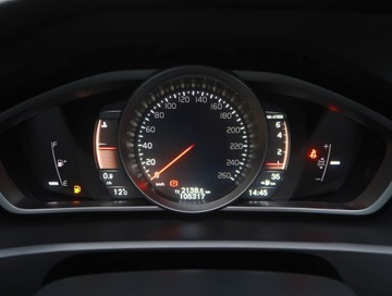 Volvo V40 II Hatchback Facelifting 2.0 T3 152KM 2017 Volvo V40 Cross Country 2.0 T3, Salon Polska, zdjęcie 10