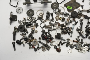 SUZUKI VZ 1600 MARUDER 04-05 БОЛТЫ ВИНТЫ