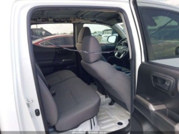 Toyota Tacoma II 2023 Toyota Tacoma SR5 V6 2023 3.5l 3.5 Benzyna 278KM, zdjęcie 13