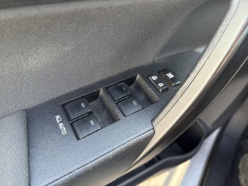 Toyota Corolla XI Sedan Facelifting 1,6 Valvematic 132KM 2018 Toyota Corolla 1.6 Premium MS EU6 Seria E16 (2012-, zdjęcie 16