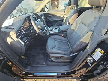 Audi Q8 2025 Audi Q8 Premium 55 Tfsi 2025 3.0 Benzyna 335KM, zdjęcie 6