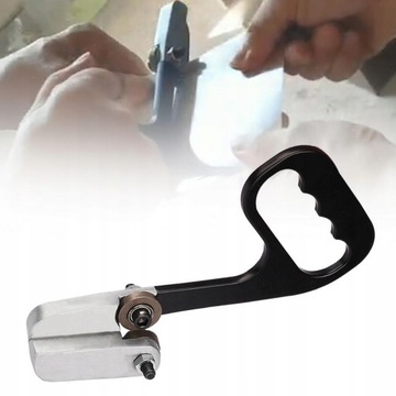 Портативная высокоскоростная машина для резки листового металла.