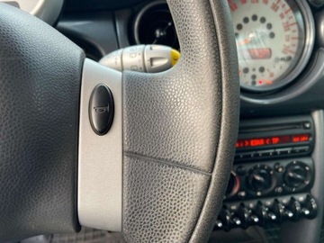 Mini One I 1.6 90KM 2005 MINI ONE Mini One 1.6 Benzyna Bez Korozji 1.6 Benzyna 90KM, zdjęcie 23