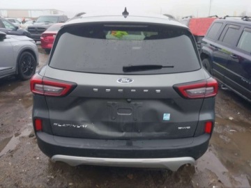 Ford Escape III 2024 Ford Escape 2024 FORD ESCAPE PLATINUM 2.0 Benzyna 250KM, zdjęcie 6
