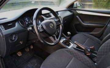 Skoda Octavia III Liftback Facelifting 1.6 TDI 115KM 2019 Skoda Octavia GWARANCJA, Salon PL, LIFT 2019r, 23 VAT, 1.6 TDI, Ladnie utr, zdjęcie 4