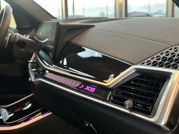 BMW X5 G05 SUV Facelifting 3.0 30d 298KM 2024 Od ręki - 3.0 (298KM) M Sport | Zawieszenie pneumatyczne + Harman Kardon, zdjęcie 11