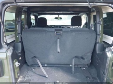 Jeep Wrangler IV 2024 Jeep Wrangler 2023 Jeep Wrangler Sport 2 Door 4x4 3.6 Benzyna 285KM, zdjęcie 12