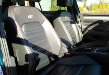 Volkswagen Passat B8 Variant Facelifting 2.0 TDI SCR 150KM 2022 Volkswagen Passat R-line Okazja 2.0 Diesel 150KM, zdjęcie 17