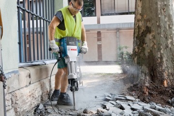 УДАРНЫЙ МОЛОТОК GSH 27 VC BOSCH