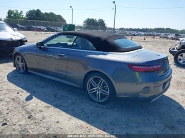 Mercedes Klasa E W213 2018 Mercedes-Benz Klasa E 2018 Mercedes-Benz E-Class E 400 RWD Cabriolet 3.0, zdjęcie 3