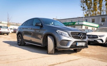 Mercedes GLE W166/C292 SUV 3.0 350d 258KM 2016 Mercedes-Benz GLE Mercedes-Benz Klasa GLE W166 350 D 4MATIC 258KM 3.0 258KM, zdjęcie 3