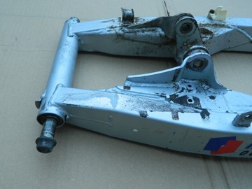 WAHACZ TULEJKA OŚKA SUZUKI DR 650 93R