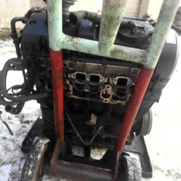 ДВИГАТЕЛЬ 1.9 TDI AXR SEAT LEON I VW GOLF 4 BORA OCTAVIA AUDI A3 8L FL