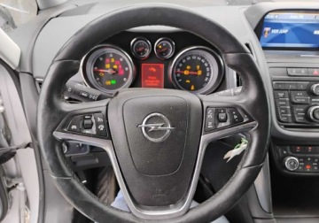 Opel Zafira C Tourer 2.0 CDTI ECOTEC 130KM 2012 Opel Zafira 2012r, 2.0 CDTI. Uszkodzony boki. 2.0 Diesel 130KM, zdjęcie 11