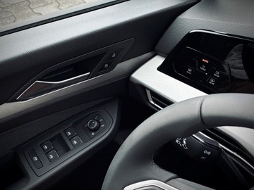 Volkswagen Golf VIII Hatchback Facelifting 2.0 TDI 150KM 2025 Volkswagen Golf Variant Life 2.0 TDI 150 KM automa, zdjęcie 21