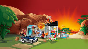 LEGO JUNIORS 10761 Суперсемейка: Побег из большого дома Disney PIXAR