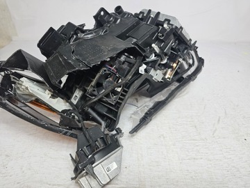 Volvo XC40 17- Lampa Przednia Lewa MID LED 32291213 USA