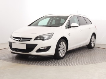 Opel Astra J Sports Tourer Facelifting 1.4 Turbo ECOTEC 140KM 2013 Opel Astra 1.4 T, Klima, Klimatronic, Tempomat, zdjęcie 1
