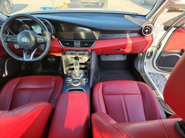 Alfa Romeo Giulia II Sedan Facelifting 2.0 Turbo 280KM 2020 Alfa Romeo Giulia 2020 2.0 Benzyna 280KM, zdjęcie 1