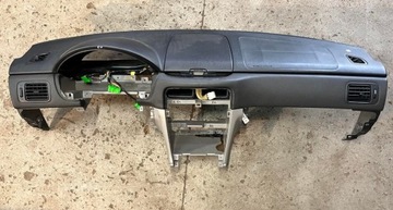 Deska rozdzielcza kokpit Subaru Forester SG 2006