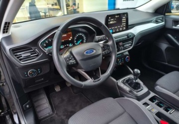 Ford Focus III Sedan Facelifting 1.0 EcoBoost 100KM 2018 Ford Focus Ford Focus 1.0 EcoBoost Titanium Benzyna 100KM, zdjęcie 4
