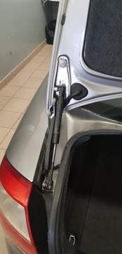 AUDI A4 B6 A 4-КЛАПАННАЯ ПЕТЛЯ ЗАДНЯЯ ПРАВАЯ ИЛИ ЛЕВАЯ EU