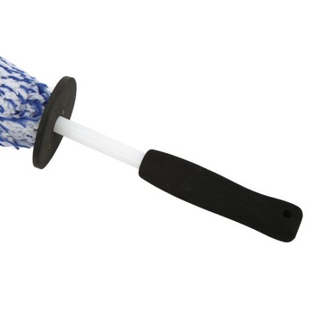 Щетка для чистки ступицы колеса автомобиля