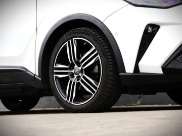 Toyota C-HR I Crossover Facelifting 2.0 Hybrid Dynamic Force 184KM 2022 Toyota C-HR Toyota C-HR 2.0 Hybrid GR Sport VAT Marza Gwarancja Salon P, zdjęcie 14