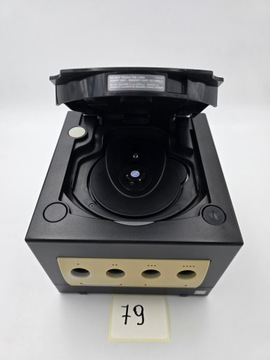 КОНСОЛЬ NINTENDO GAMECUBE DOL-001 PAL ЧЕРНАЯ + ОРИГИНАЛЬНЫЕ АКСЕССУАРЫ