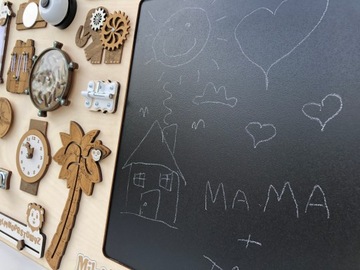 Сенсорно-манипулятивная доска с доской для рисования XXL + БЕСПЛАТНОЕ имя