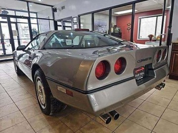 Chevrolet Corvette C4 1986 Chevrolet Corvette Coupe 1986 5.7 Benzyna 230KM, zdjęcie 2