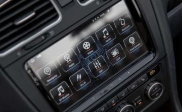 Volkswagen Golf VI Cabriolet 2.0 TSI GTI 210KM 2013 Volkswagen Golf Volkswagen Golf Cabrio GTI 2.0 Benzyna 210KM, zdjęcie 14