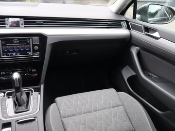 Volkswagen Passat B8 Variant Facelifting 1.5 TSI EVO 150KM 2022 VW Passat 1.5 TSI, Salon Polska, 1. Właściciel, zdjęcie 7