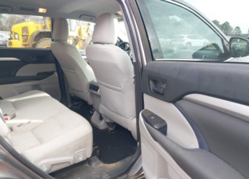 Toyota Highlander III 2023 Toyota Highlander 2023r., XLE, 2.4L, od ubezpieczalni 2.4 Benzyna 265KM, zdjęcie 9