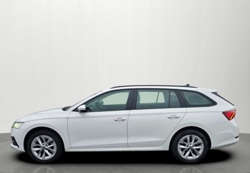Skoda Octavia IV Kombi 2.0 TDI 115KM 2022 Skoda Octavia I wlasciciel - Salon PL - Kamera - Czujniki - el. Hak - Nowe, zdjęcie 1