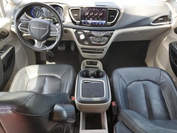 Chrysler Pacifica II 2021 Chrysler Pacifica Touring L, 2021r., 3.6L 3.6 Benzyna 287KM, zdjęcie 6