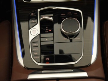 BMW X5 G05 SUV Facelifting 3.0 30d 298KM 2026 BMW X5 xDrive30d Sport Suv 2.0 (298KM) 2026, zdjęcie 12