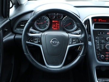 Opel Astra J Sedan 1.6 Twinport ECOTEC 115KM 2016 Opel Astra 1.6 16V, Salon Polska, Klima, Tempomat, zdjęcie 15