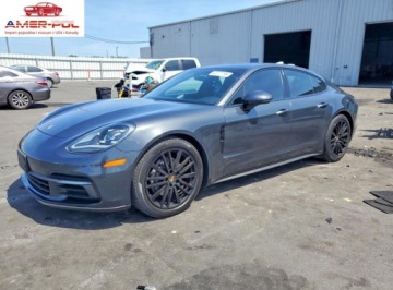 Porsche Panamera II Liftback 3.0 330KM 2018 Porsche Panamera 4 2018 3.0 Benzyna 330KM