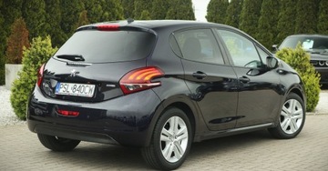 Peugeot 208 I Hatchback 5d Facelifting 1.2 PureTech 82KM 2017 Peugeot 208 (Nr.008) 1.2 82 KM Style Navi Klima Tempomat Parktronik Gwaran, zdjęcie 4