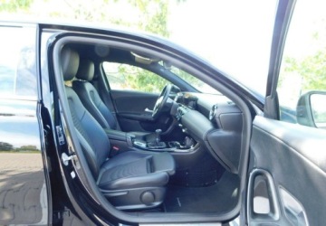 Mercedes Klasa A W177/V177 Hatchback 1.3 160 109KM 2020 Mercedes-Benz Klasa A z Gwarancja Bezwypadkowy 100 Stan Wzorcowy 1.3, zdjęcie 13