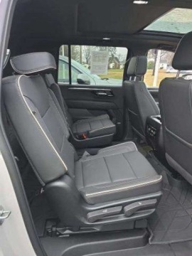 Chevrolet Suburban GMT900 2025 Chevrolet Suburban Premier 1LZ 2025 5.3 Benzyna 355KM, zdjęcie 11
