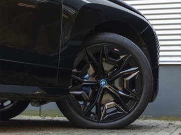BMW iX SUV 105.2kWh 523KM 2024 BMW iX (523KM) | Kamera 360 + Zawieszenie pneumatyczne, zdjęcie 16