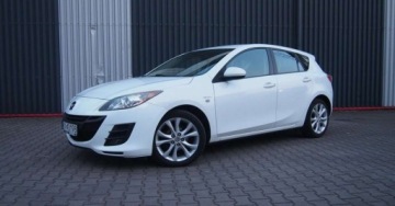 Mazda 3 II Sedan 1.6 MZR 105KM 2010 Mazda 3 1,6Benzyna Udokumentowany Przebieg Serwisowany Biala Perla, zdjęcie 2