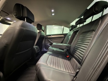 Volkswagen Passat B8 Limousine Facelifting 2.0 TSI 280KM 2021 Volkswagen Passat Volkswagen Passat 2.0 TSI 280 KM, zdjęcie 24