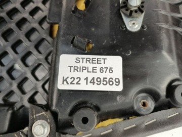 TRIUMPH STREET TRIPLE 675 СИДЕНЬЕ СКАМЕЙКА СИДЕНЬЕ