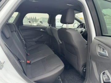 Ford Focus III Kombi Facelifting 1.0 EcoBoost 140KM 2018 Ford Focus ST-Line*Navi* Tylko 85000km!, zdjęcie 20