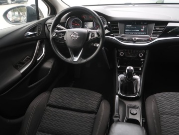 Opel Astra J GTC 1.6 CDTI Ecotec 110KM 2016 Opel Astra 1.6 CDTI, Klima, Klimatronic, Tempomat, zdjęcie 6