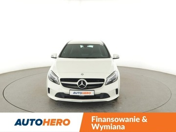 Mercedes Klasa A W176 Hatchback 5d Facelifting 180 122KM 2016 Mercedes A 180 full LED navi grzane fotele, zdjęcie 10